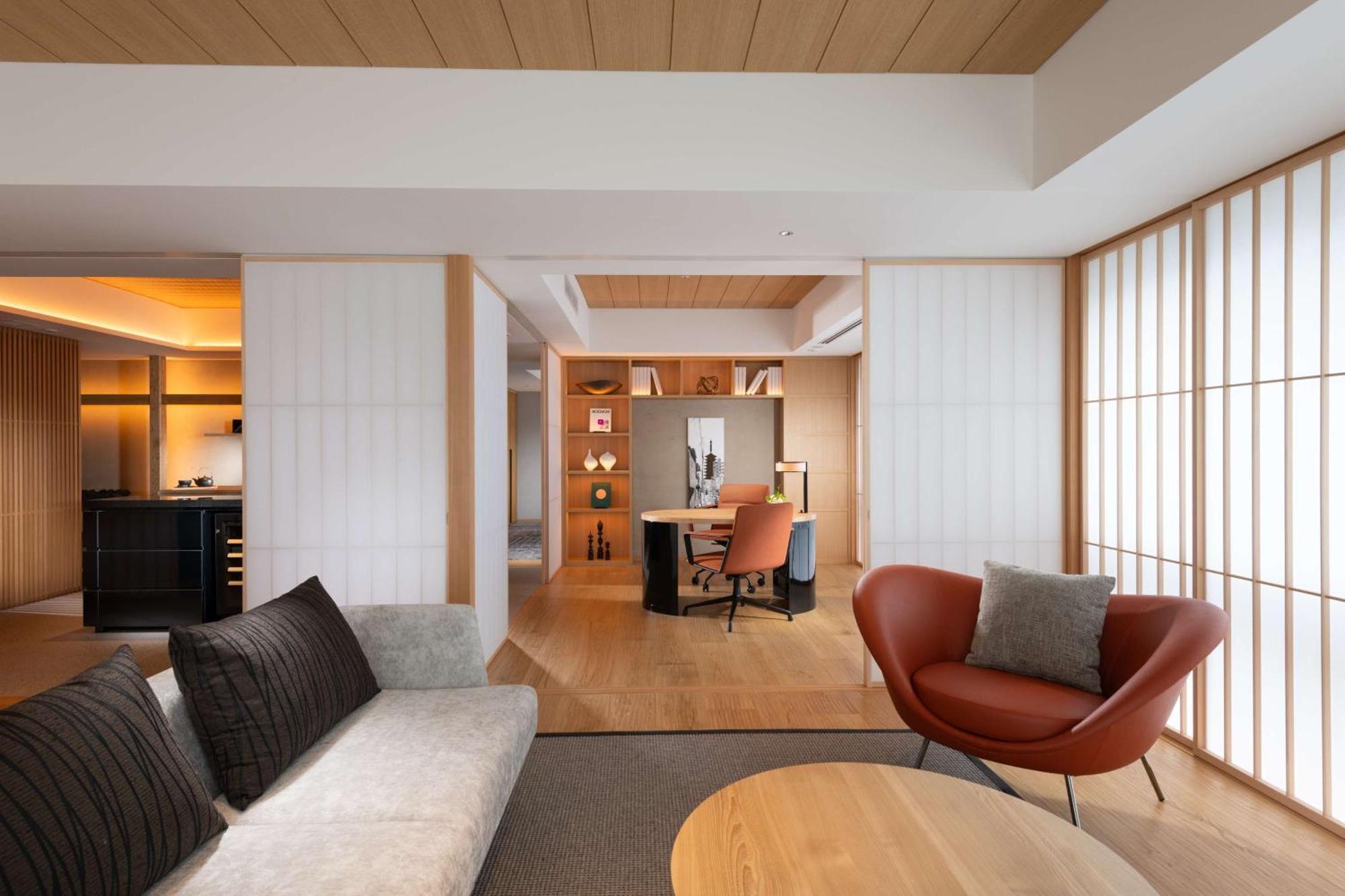 Hilton Kyoto Hotel Exterior photo